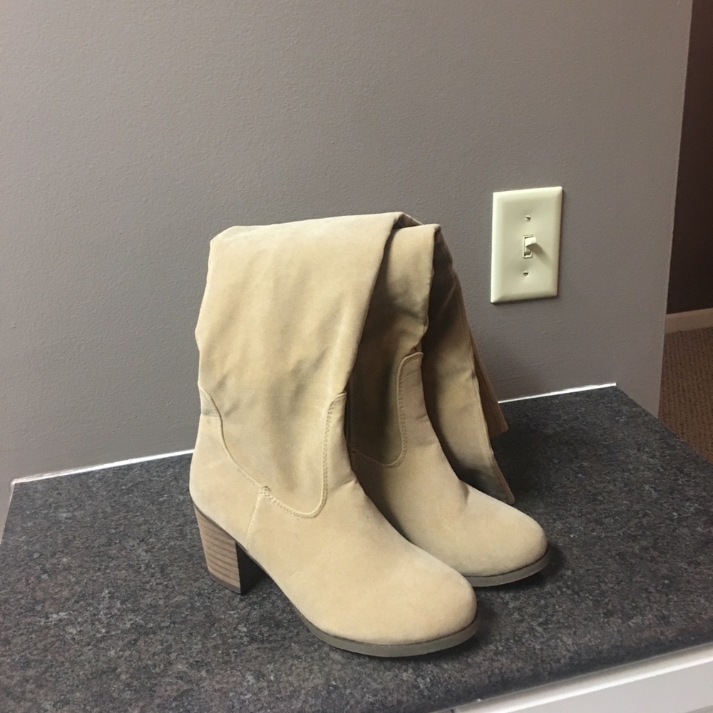Women’s Over The Knee Suede Boots